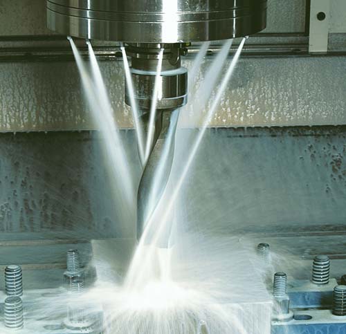 Смазочно-охлаждающая жидкость (СОЖ) - состав, виды, характеристики, применение