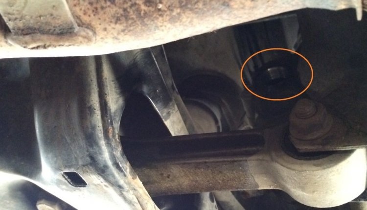 Замена масла в механической коробке передач (МКПП): когда, как и зачем это делать