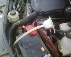 Как заменить масло в МКПП Рено Логан, Сандеро, Ларгус