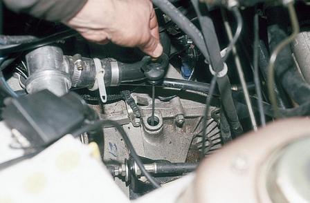 Масло в коробке ВАЗ 2110: какое лучше, объем, как поменять