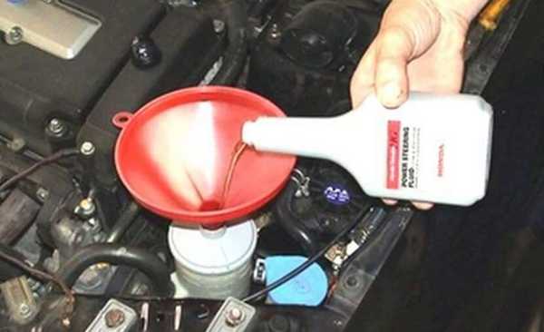 Заливка масла в ГУР