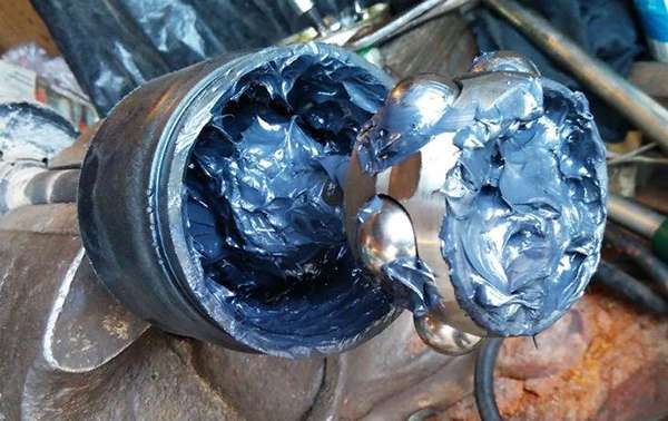 ШРУС в смазке