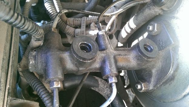 Вид после демонтажа бачка