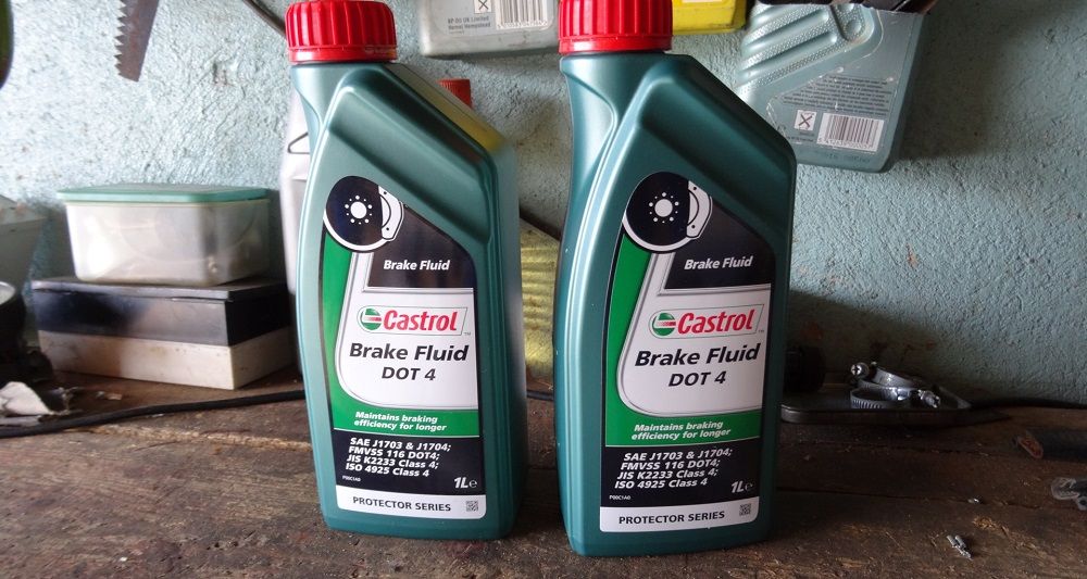Castrol Brake Fluid DOT 4 Тормозная жидкость Castrol Brake Fluid DOT 4
