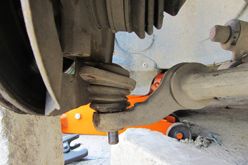 Чем смазать шаровые опоры: на литиевой и кальциевой основе