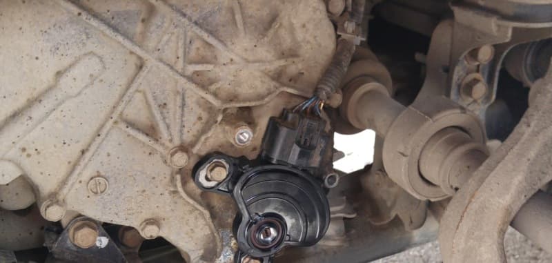 пинается коробка автомат при переключении причины