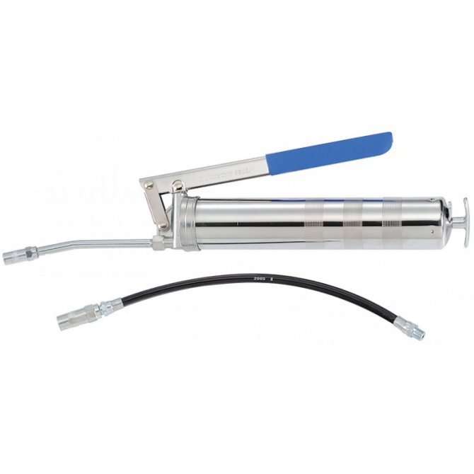 Шприц для смазки: назначение, виды, как выбрать