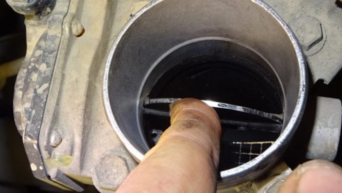 Дроссельная заслонка: устройство, чистка и ремонт