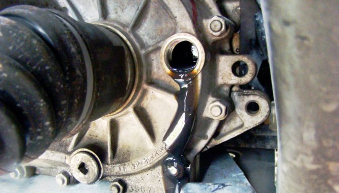 Как определить уровень масла в коробке передач