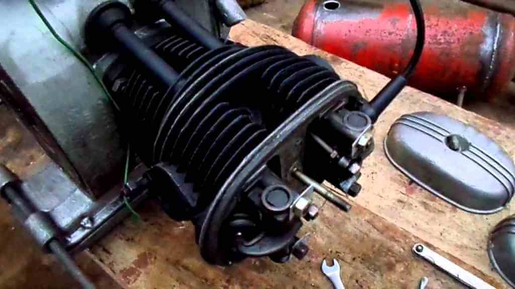 Крышка и ГБЦ мотоцикла Урал изображение