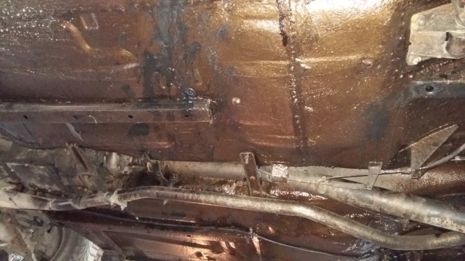 Нанесение на днище пушсало