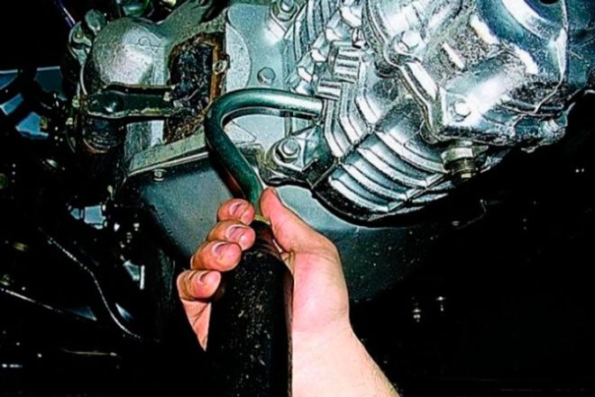 Коробка Газели: сколько литров масла лить, объем КПП Некст, Бизнес, 3302, проверка уровня после замены